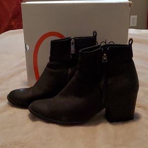 Blondo Vegas Black booties